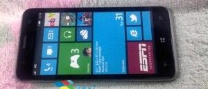 Huawey W2, prime due foto ufficiali del secondo dispositivo Windows Phone 8 della casa produttrice Huawey!!