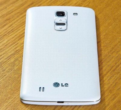 Altra foto dal vivo del G Pro 2 di LG