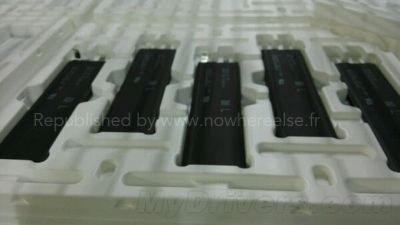 Apple: nuova foto della batteria dell' iPhone 6 che ne confermano la grandezza
