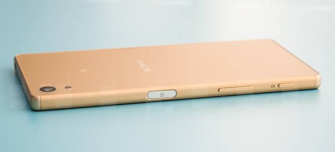 Sony Xperia Z6