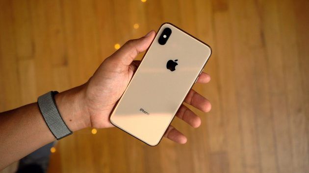 iPhone XS